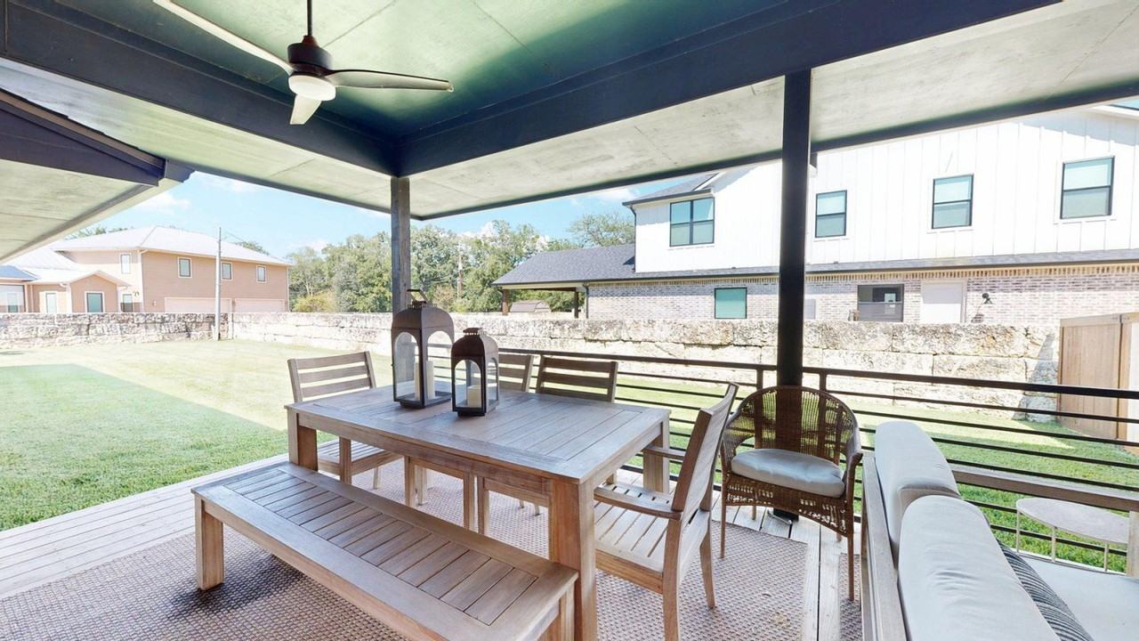 805 Dexter Drive #1328082P - Photo 6 of 47