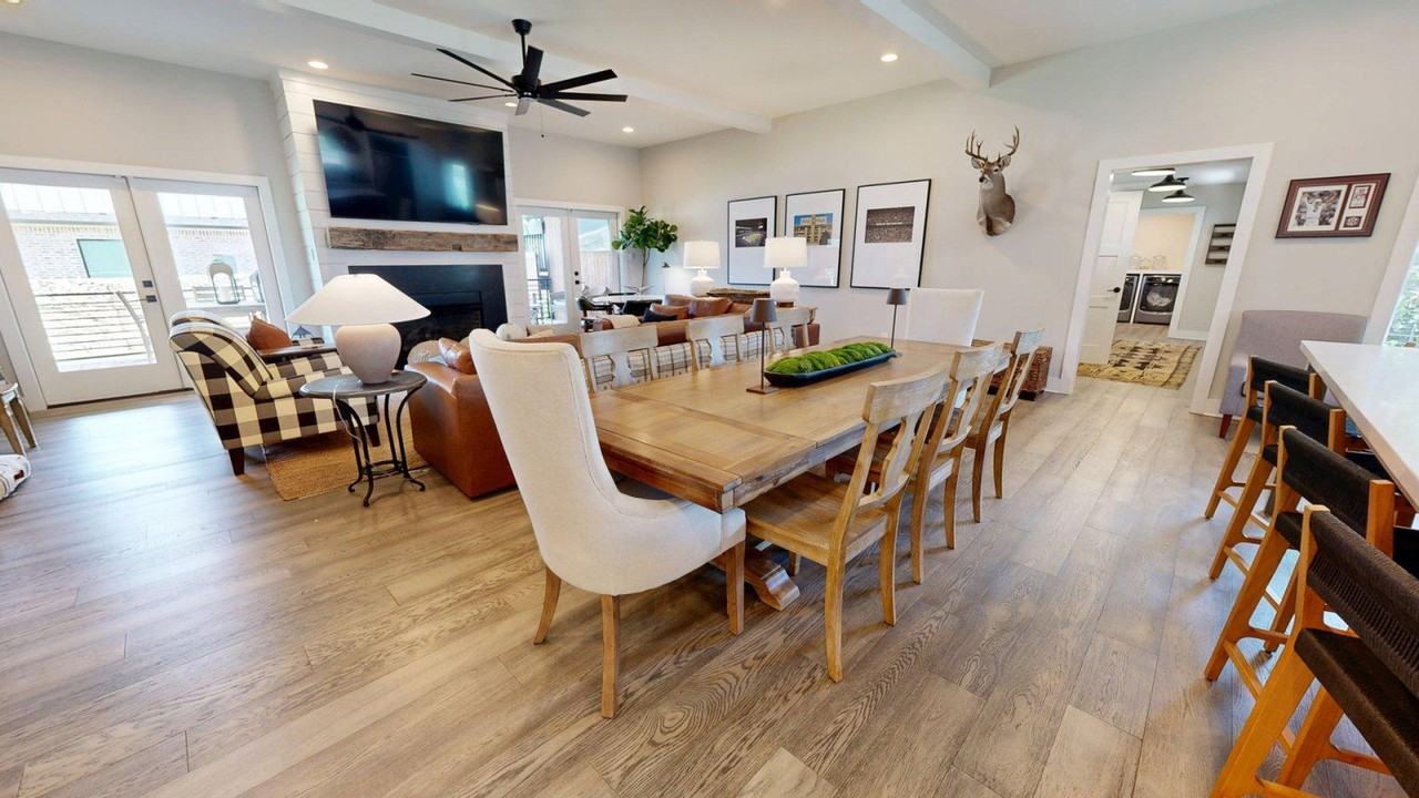 805 Dexter Drive #1328082P - Photo 3 of 47