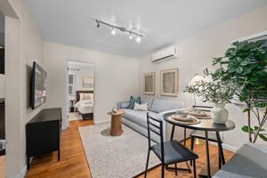 featured image of 233 28th St