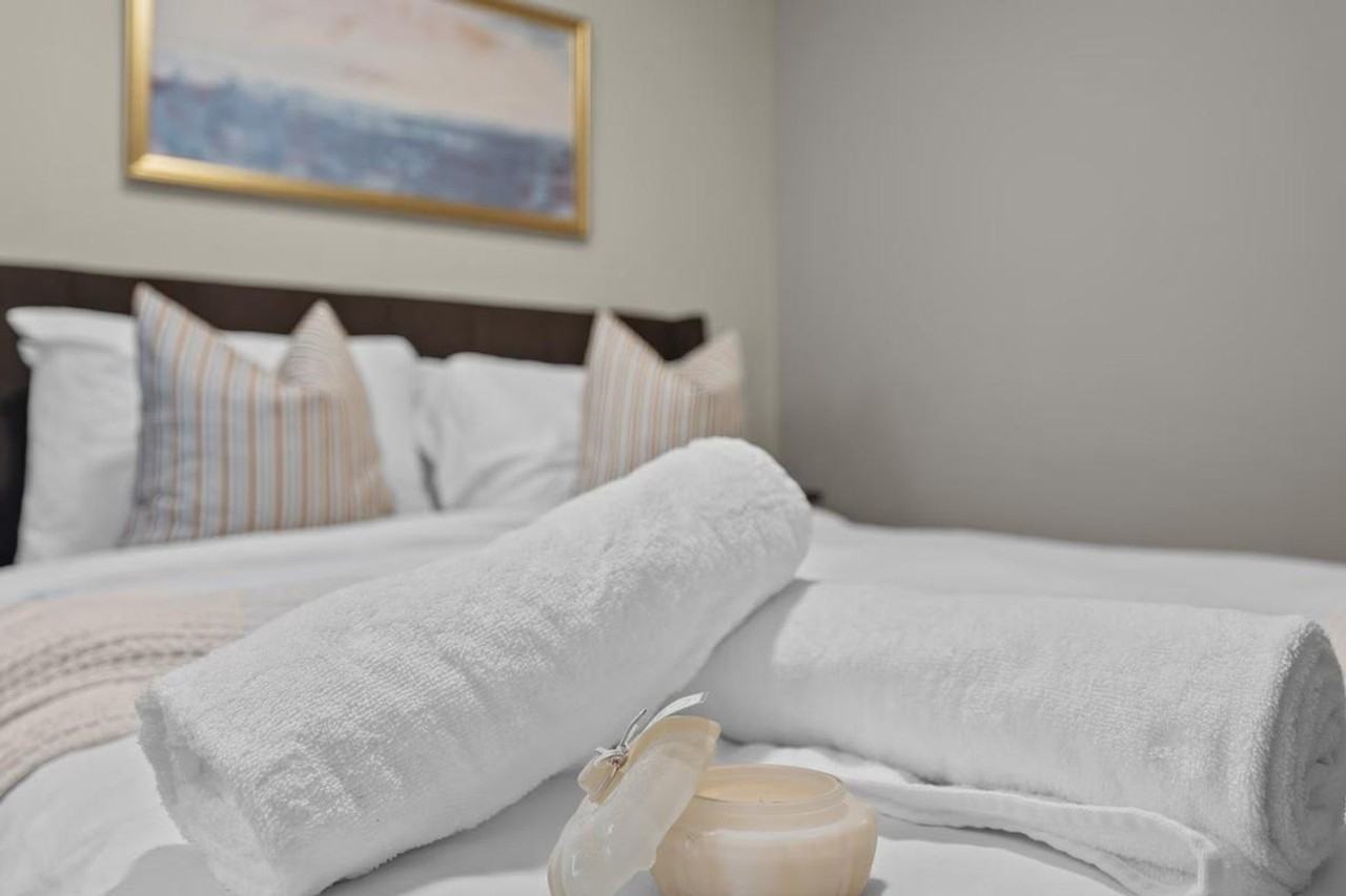 223 28th St #1330859P - Photo 5 of 11