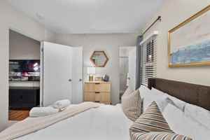 featured image of 223 28th St