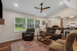 608 S 21st Ave - Photo 1 of 1