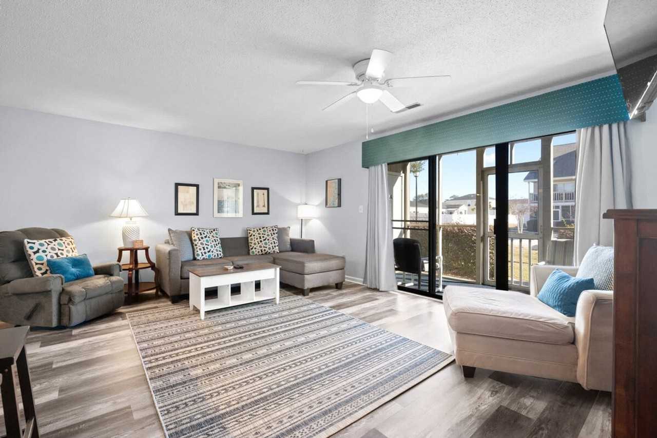 1860 Auburn Ln #1329073P - Photo 5 of 47