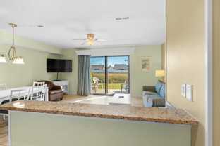 203 Plantation Rd - Photo 1 of 1