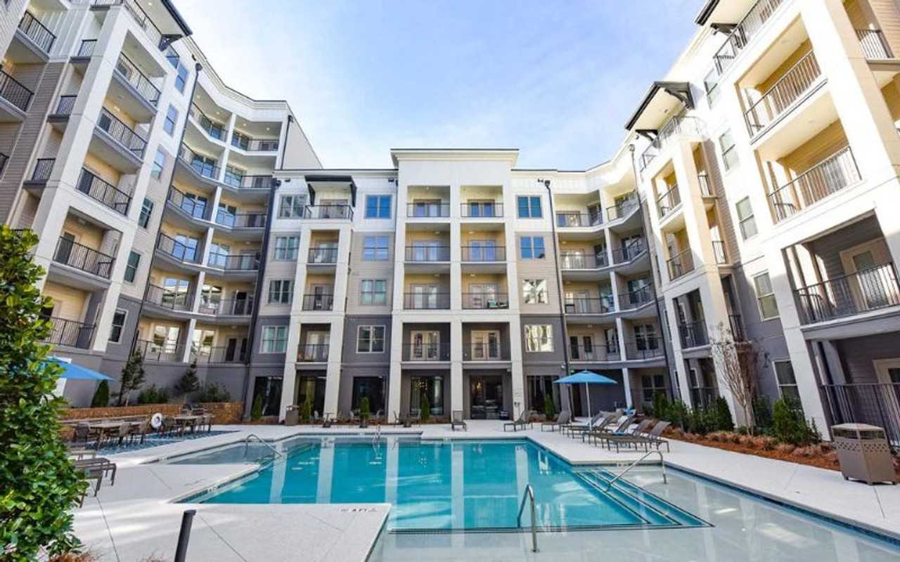 1160 Johnson Ferry Rd Ne #1328929P - Photo 4 of 8