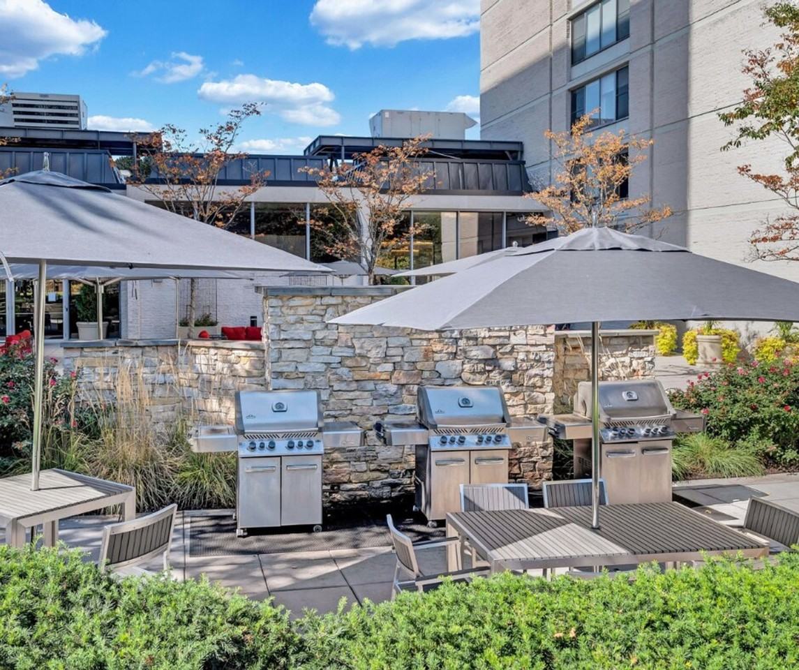 2200 Crystal Drive #1330187P - Photo 5 of 33