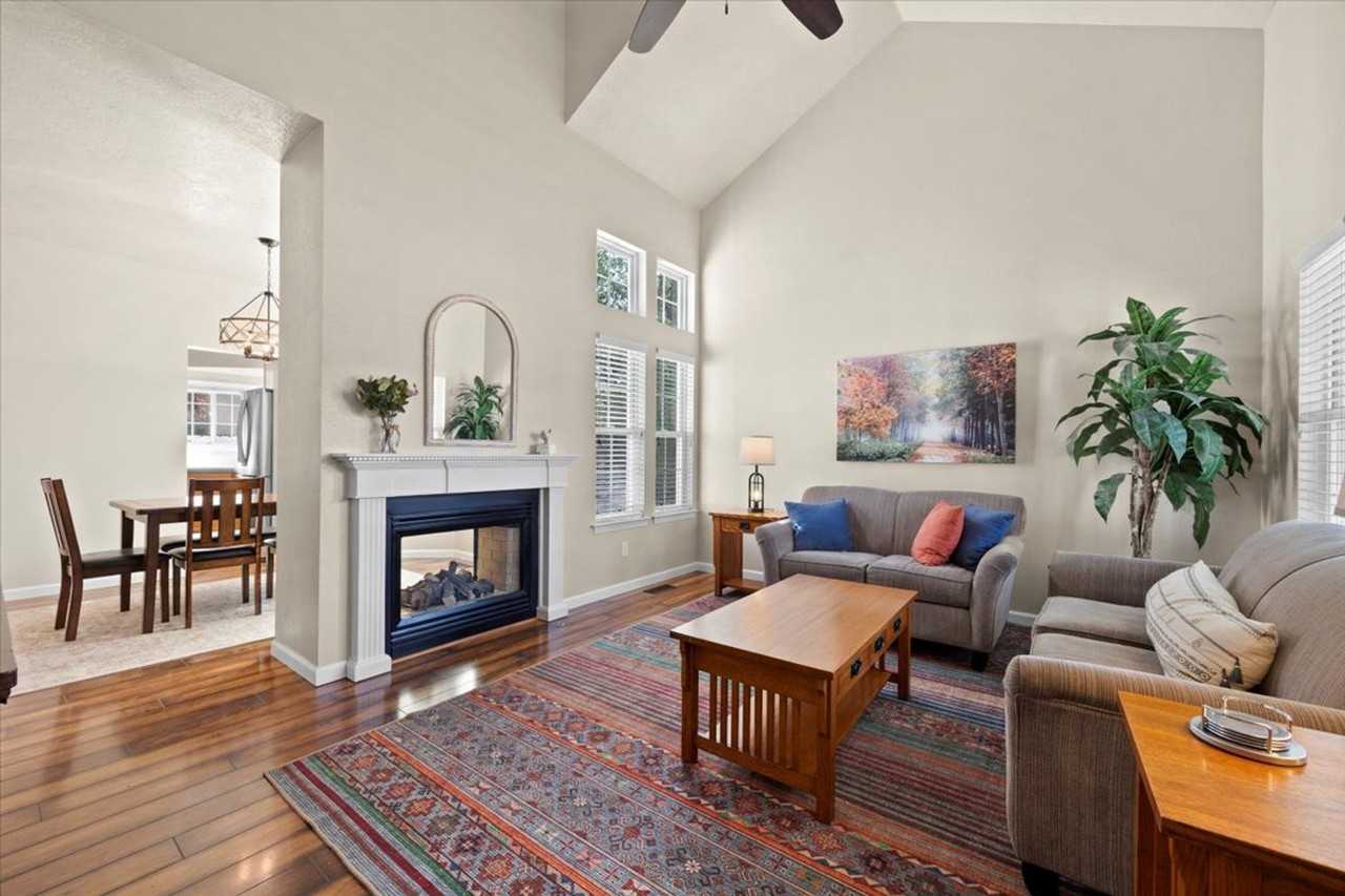 1100 Heckathorn Pl #1325699P - Photo 3 of 39