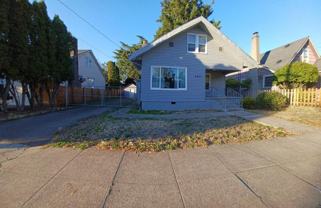 6827 Ne Glisan St - Photo 1 of 1