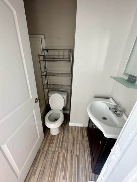 522 Mabbette St #3 - Photo 4 of 8