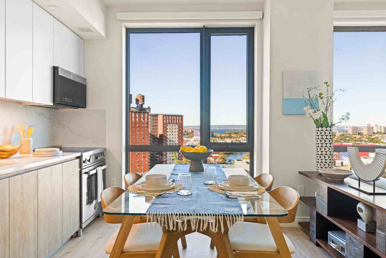 Sky Three - Photo 2 of 42