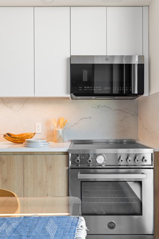 Sky Three - Photo 4 of 42