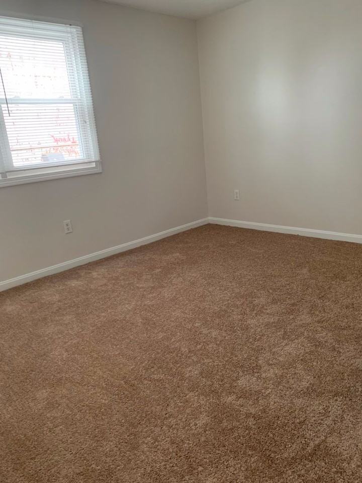 River Grove Apartments - Photo 6 of 11