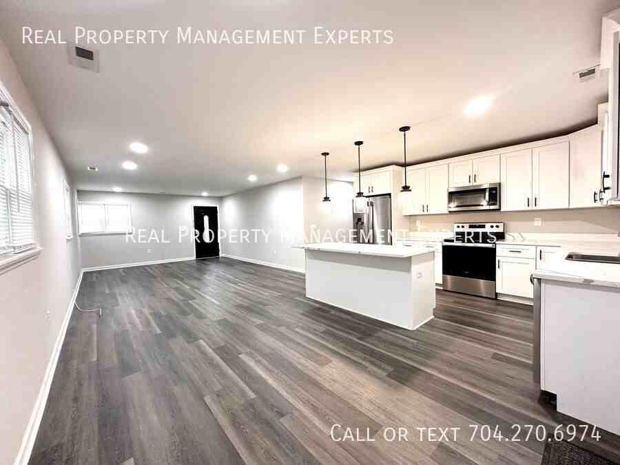 2000 St John St - Photo 6 of 17