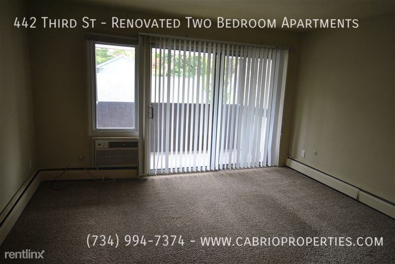 442 3rd St - Photo 4 of 12