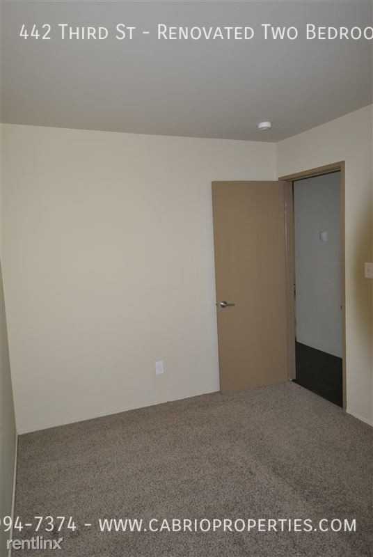 442 3rd St - Photo 7 of 12