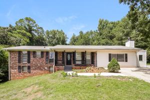 featured image of 6185 Marilla St