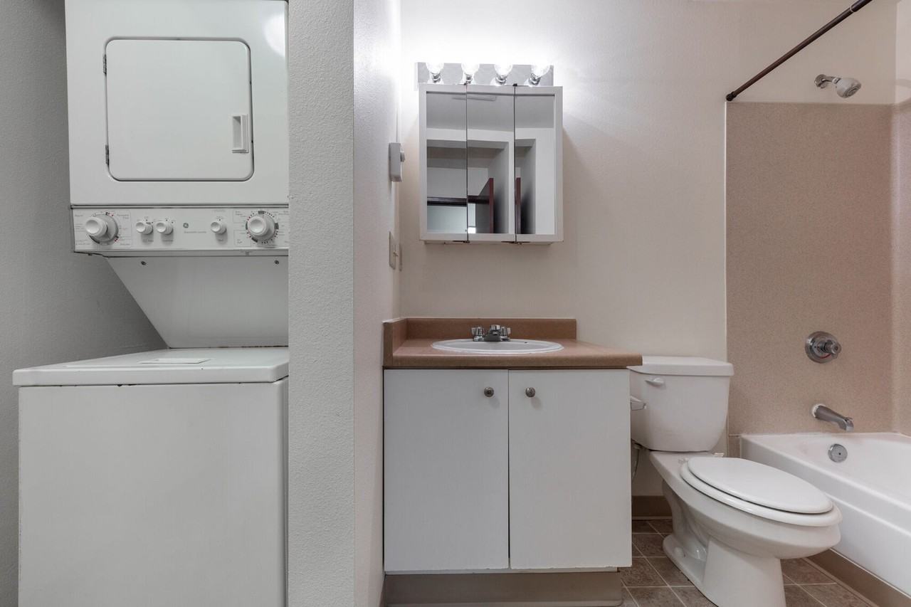 Crest View West - Photo 3 of 32