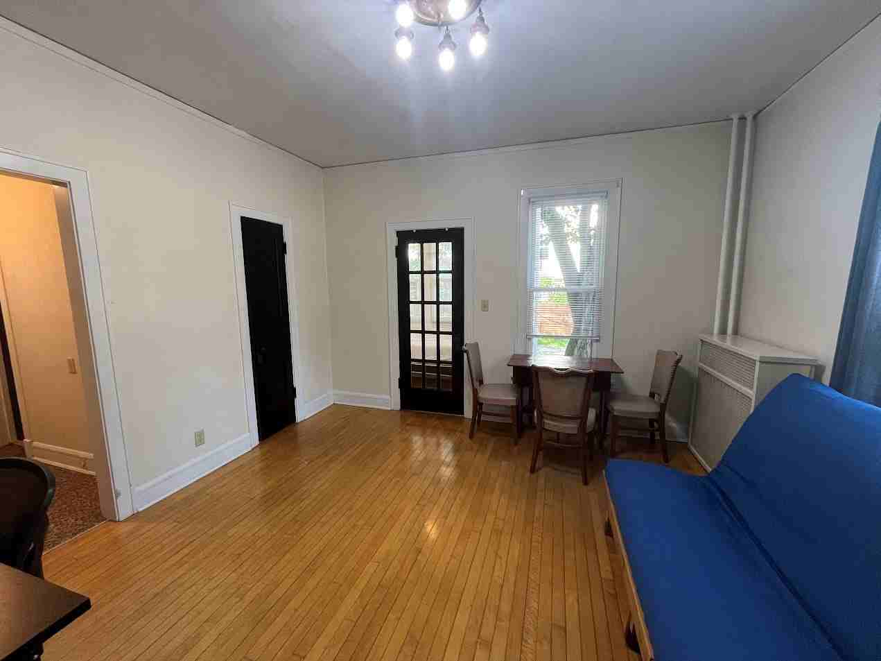 1303 W Dayton St - Photo 4 of 16