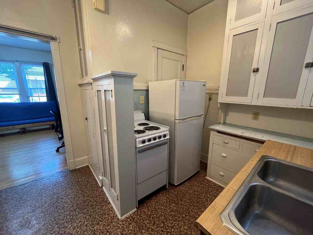 1303 W Dayton St - Photo 5 of 16