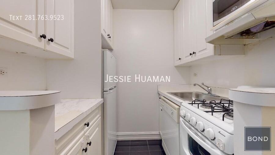 1661 York Ave #1AB - Photo 5 of 6