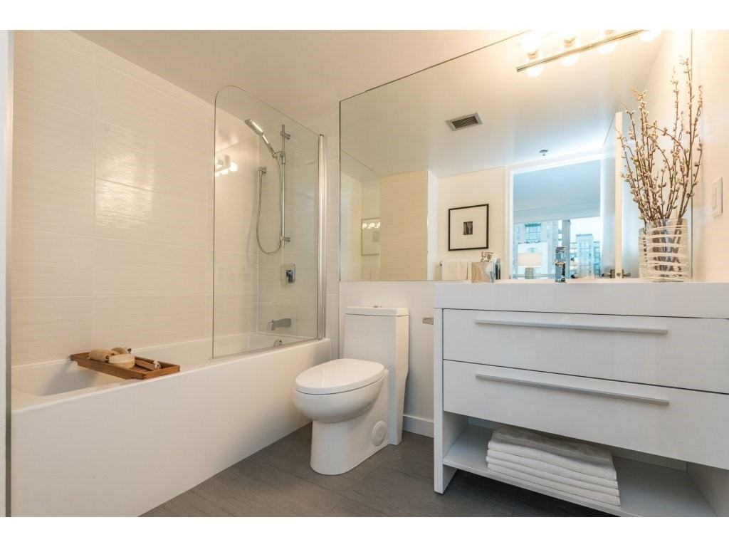 289 Drake Street - Photo 4 of 14