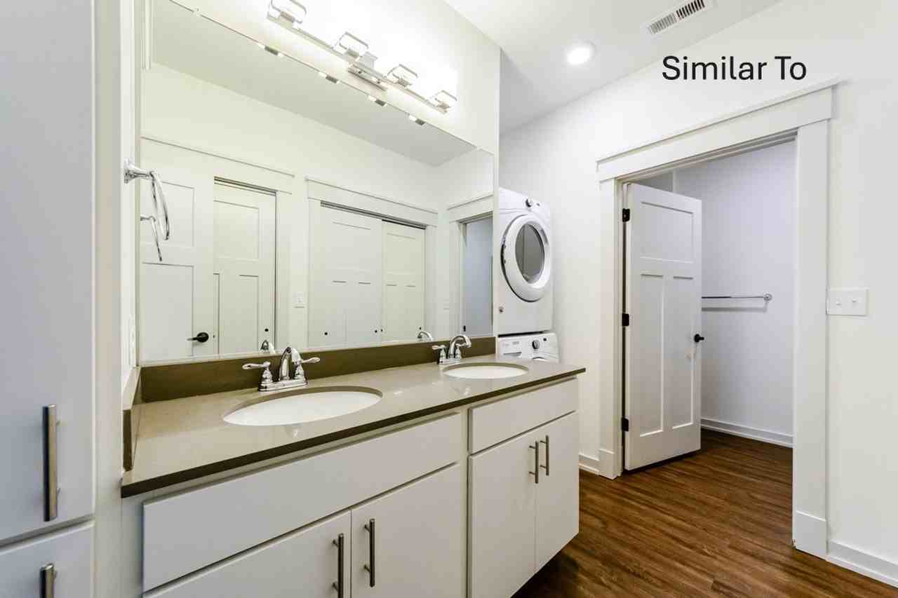 1000 Run Hill Ct #306 - Photo 4 of 12