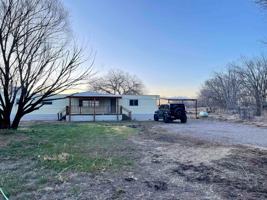 featured image of 39 Three Cross Ln