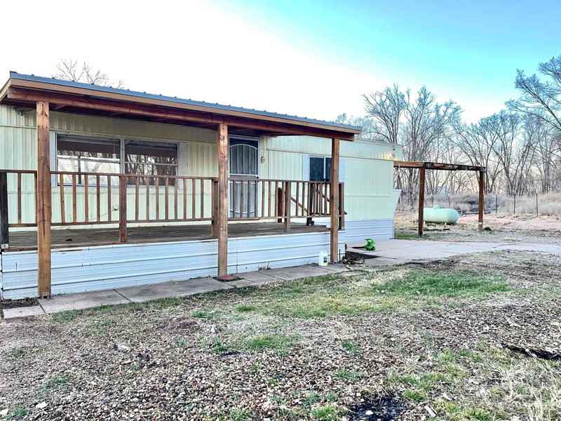 39 Three Cross Ln - Photo 2 of 15