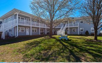 808 Saint Louis Ave - Photo 1 of 1