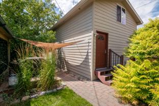 1017 1/2 Poplar St - Photo 1 of 1