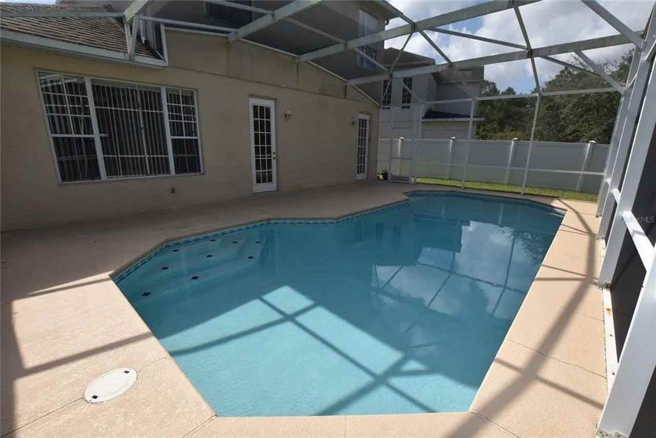 14873 Huntcliff Park Way - Photo 2 of 24