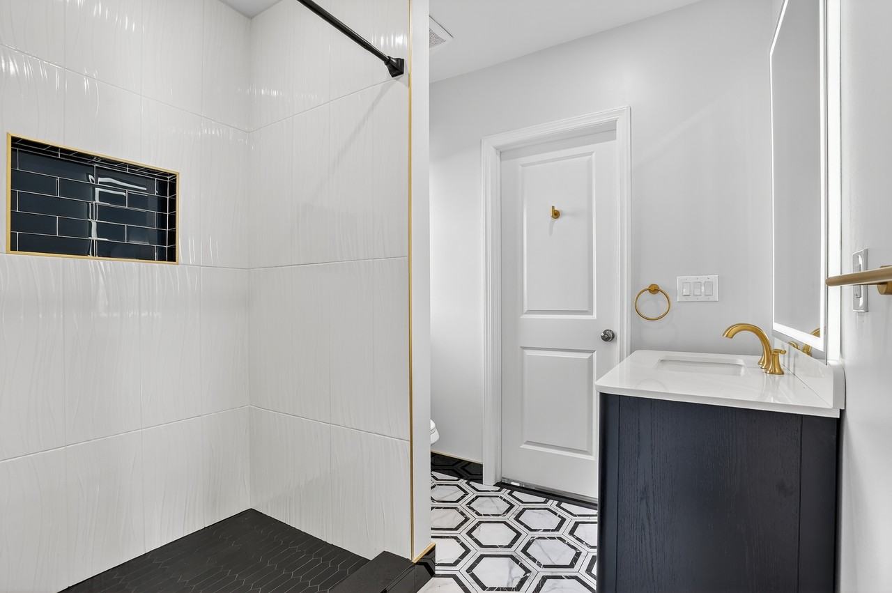 84 Garden Street - Photo 2 of 15