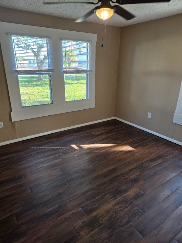 2919 Maine Avenue - Photo 6 of 14