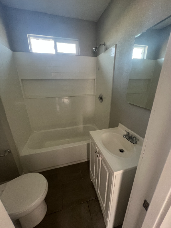 1743 Sichel St - Photo 6 of 14