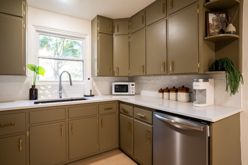 2218 Jefferson Ave - Photo 6 of 19