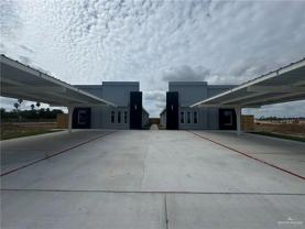 909 Glory St #3 - Photo 1 of 1