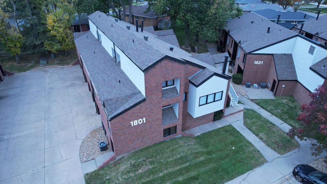 1801 1801 Ridgehaven Ct-4 #4 - Photo 4 of 42