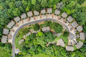 featured image of White Oak Ln