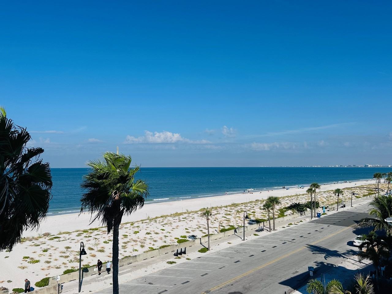 555 Gulf Way #5N - Photo 5 of 50