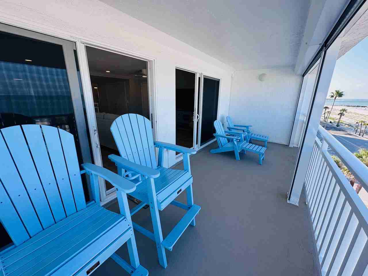 555 Gulf Way #5N - Photo 6 of 50