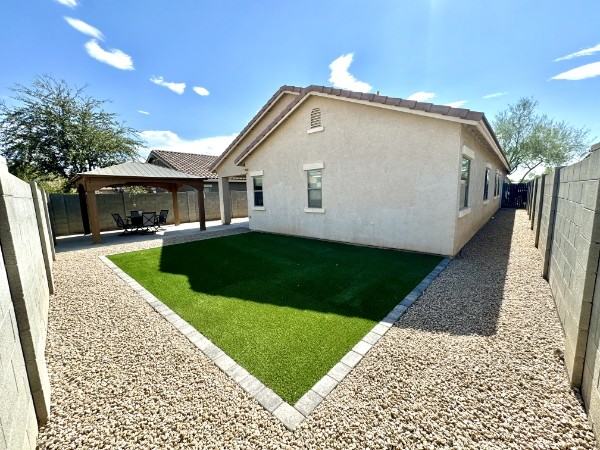 1647 S 170th Ave #NA - Photo 2 of 18