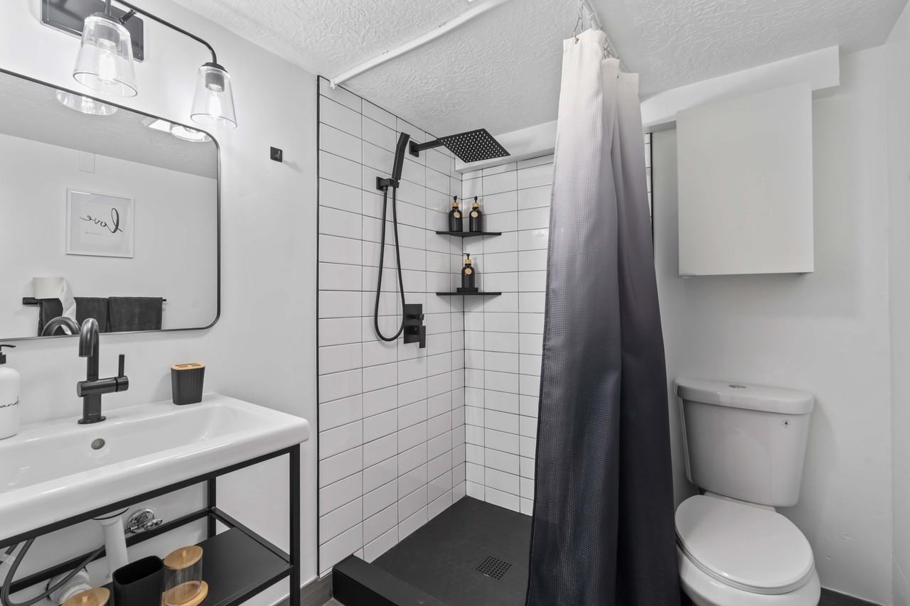 610 W 5735 S #1 - Photo 6 of 13