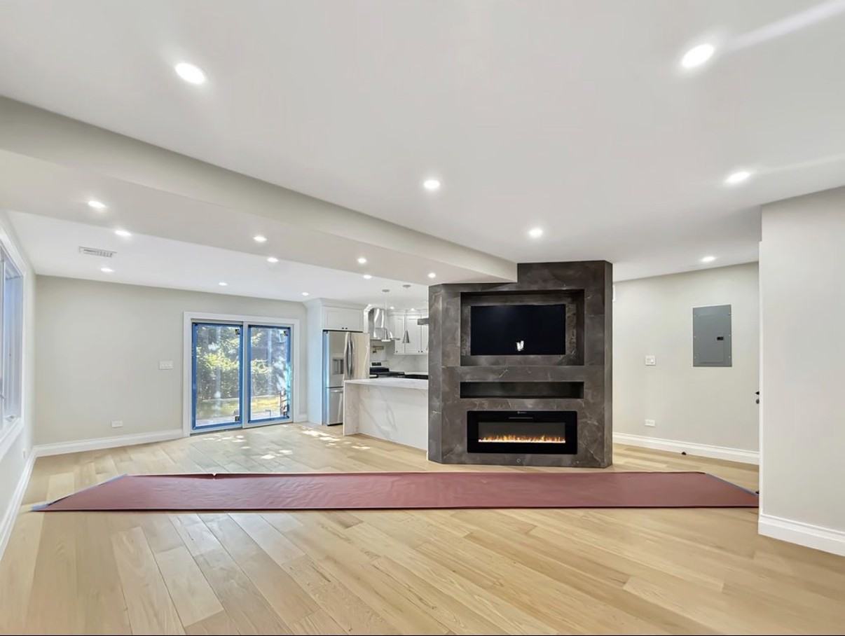 259 Kneeland Ave #NA - Photo 2 of 14