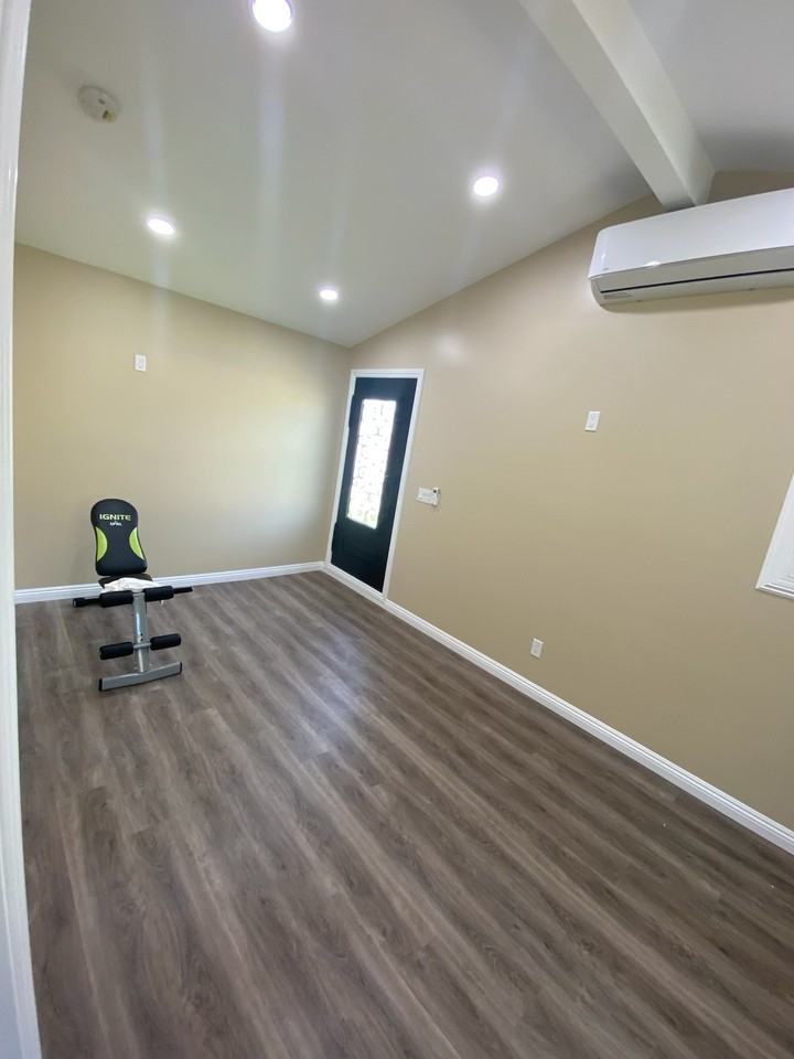 Eastleigh Ave #ADU - Photo 4 of 12