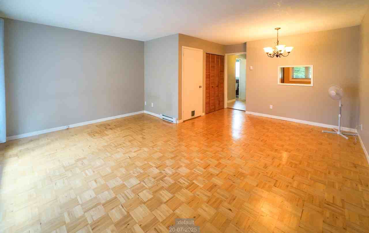 1342 Cedarcroft Crescent - Photo 2 of 31