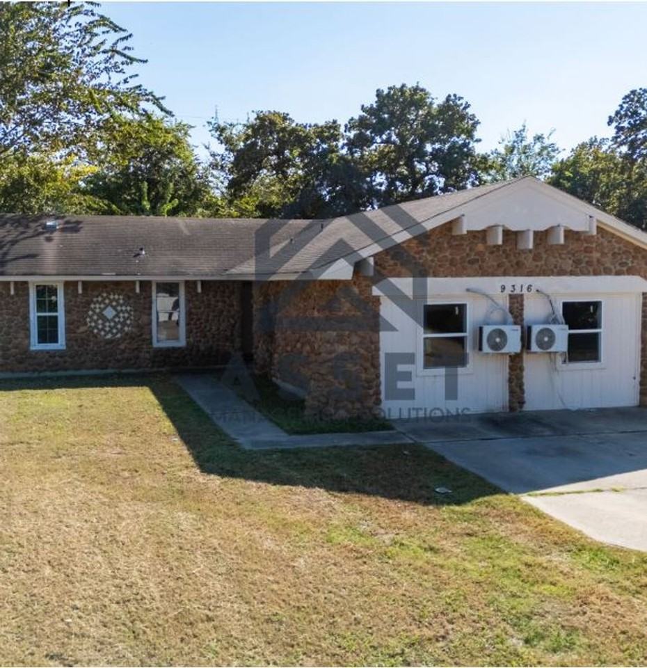 9316 Ne Stardust Ln - Photo 3 of 26