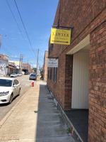 featured image of 205 1/2 W Market Ave