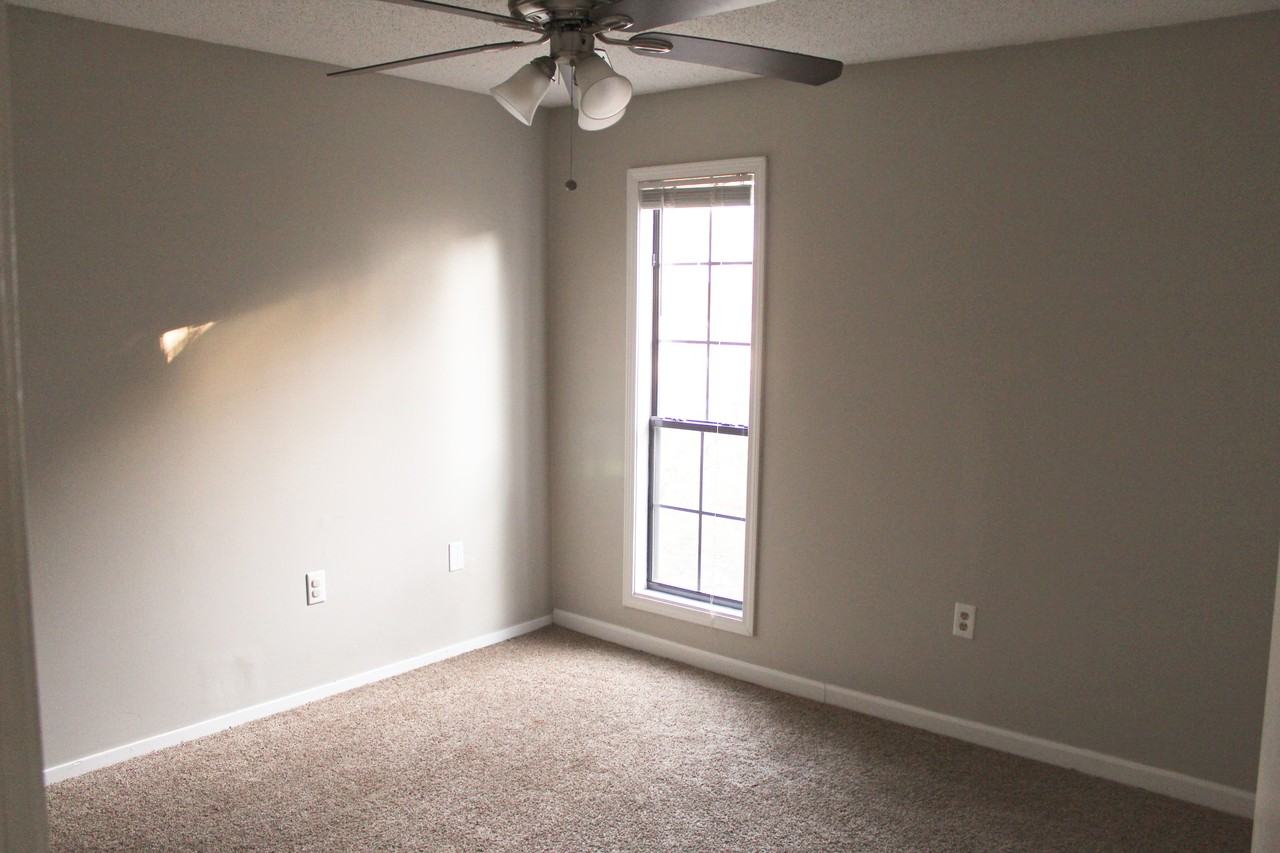 7913 Linda Joyce Drive #1 - Photo 7 of 10