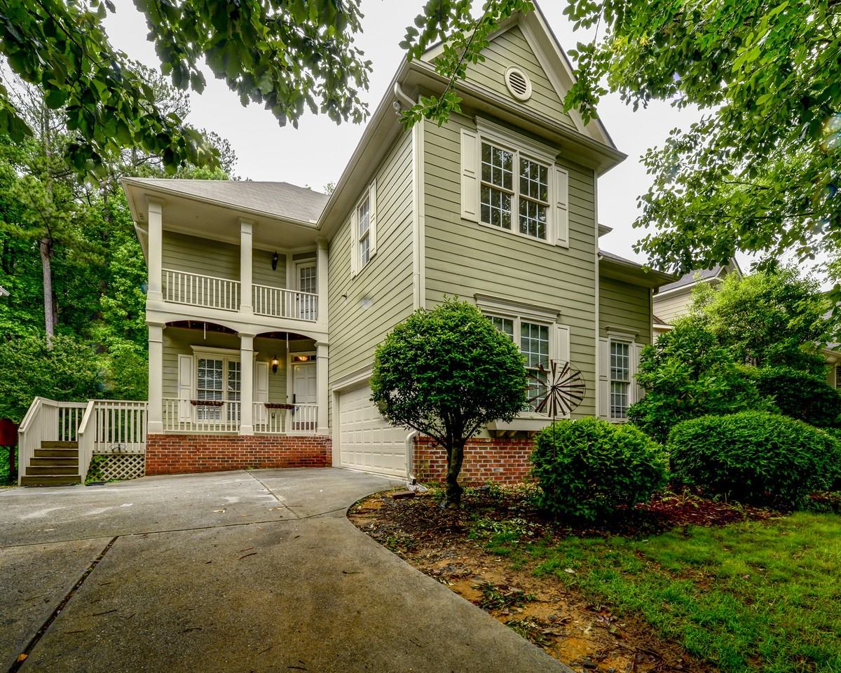 3627 Chestnut Dr #NA - Photo 2 of 34