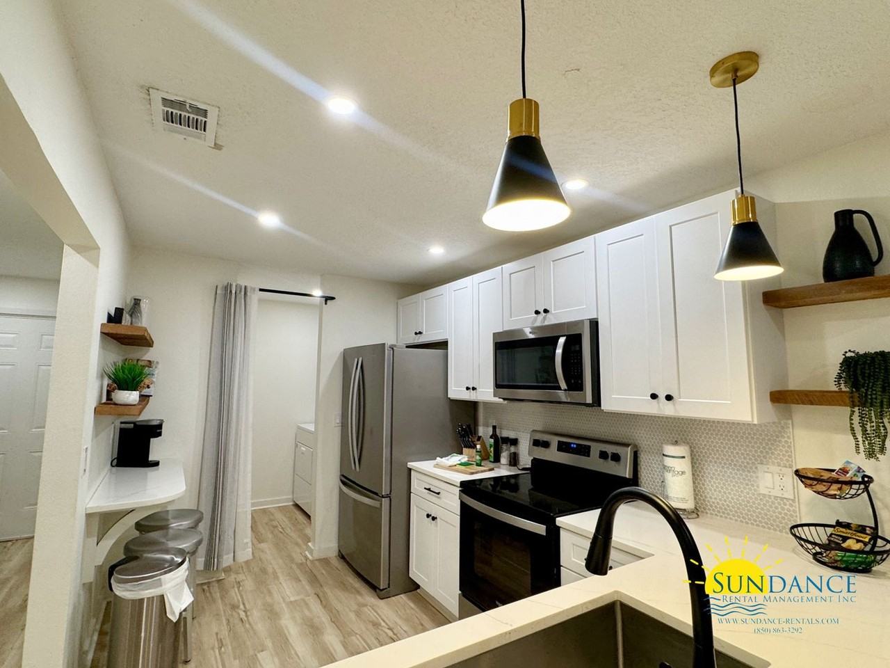 160 Scottwood Dr Se - Photo 2 of 21